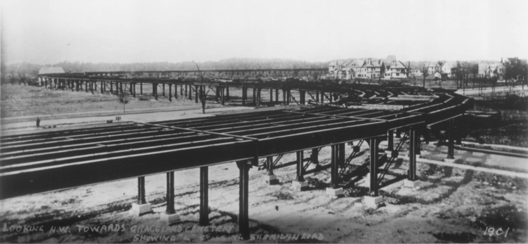 Construction of el tracks at Sheridan Station